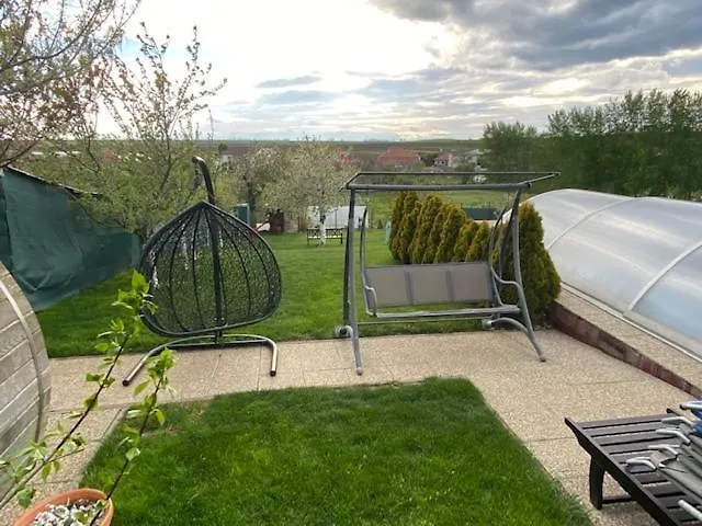 בית אירוח Izba Pre Styri Osoby Kolta